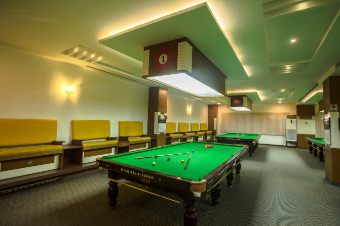 The snooker parlour